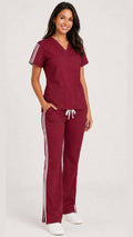 Women’s sporty trim scrub set with bootcut pants